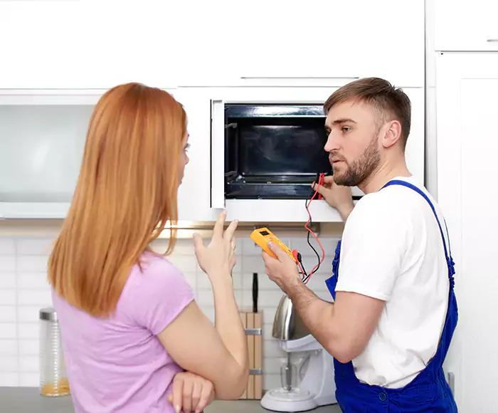 Skilled Microwave Service: Your Certified Microwave Purchase and Installation in Somerville, MA