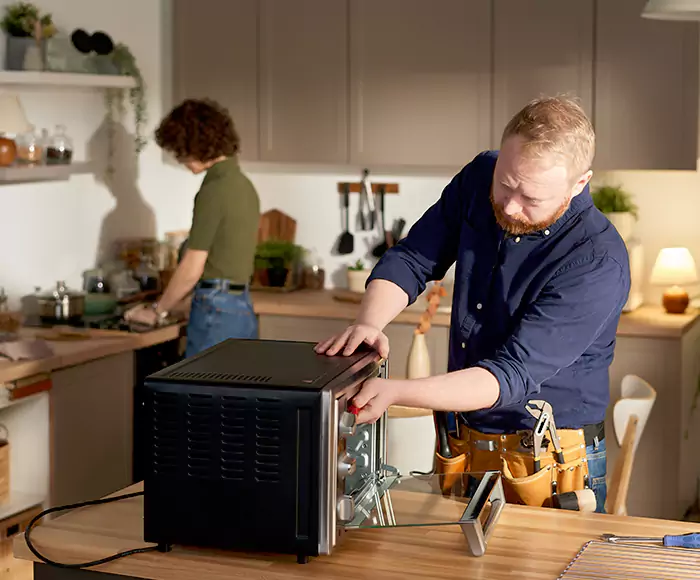 Top-Rated Oven Specialists: Your Certified Oven Repair Technician Crew in Somerville, MA