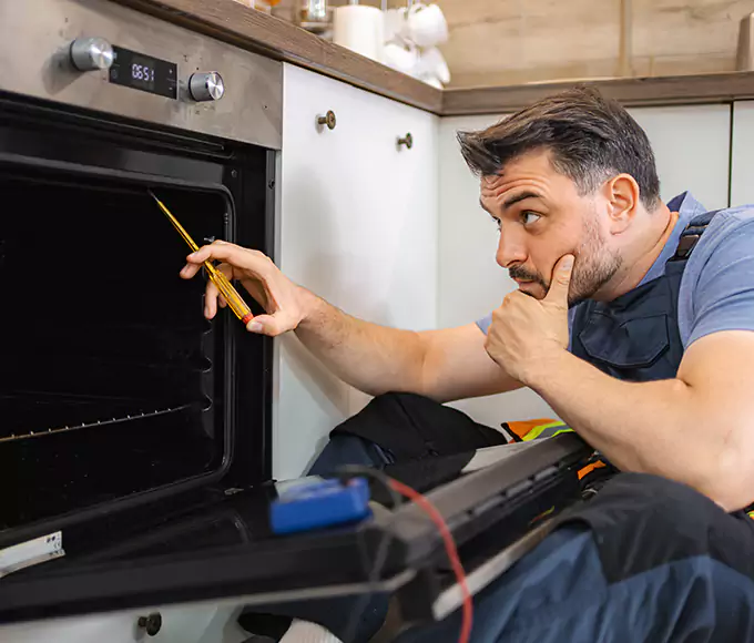 Why Somerville Households Choose Somerville Appliance Pro for Every Gas Oven Fix?